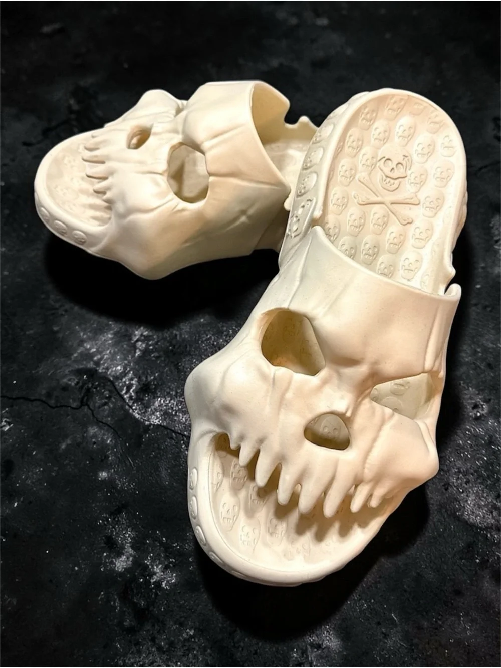 3D Skull Slide Sandals in Cream - Men's Gothic EVA Slip-Ons NWOT